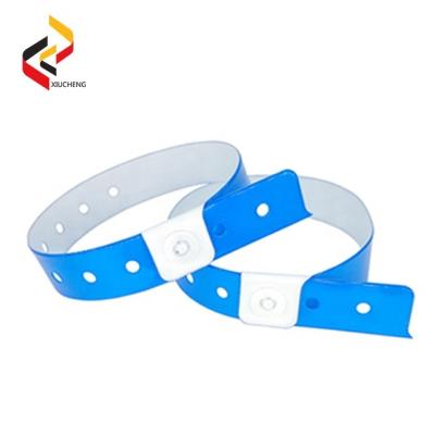 China Waterproof / Even Weatherproof Disposable ID Ticket Wristband 13.56MHz F08 PVC NFC RFID Wristband for sale