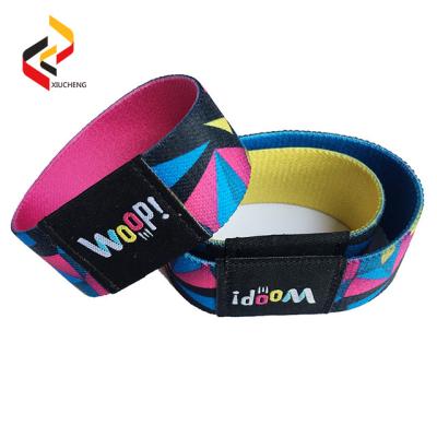 China NFC Chip Embedded NFC Woven NFC Elastic Wristband Waterproof/Waterproof Access Control RFID Stretch Wristband With QR Code Printing for sale