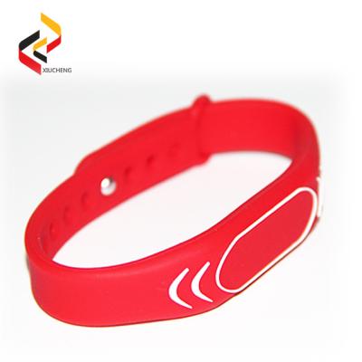 China Silicone Proximity Radio Frequency Identification RFID Silicone ID Wristband With Chip for sale