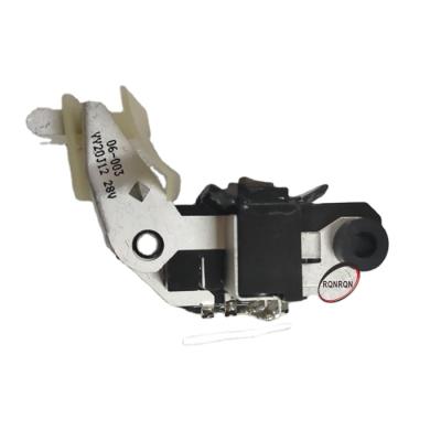 China 24V 131517 Car Alternator Regulator 06-003 IM213 ME700571 A866T06670 Canter (FE5 for sale