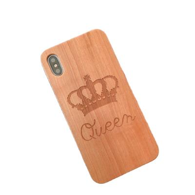 China 2022 Anti-fall Newcomers Customize Design Real Natural Wood Hand Carved Wooden Cell Phone Case Cover For Iphone 13 12 Mini Pro Max for sale