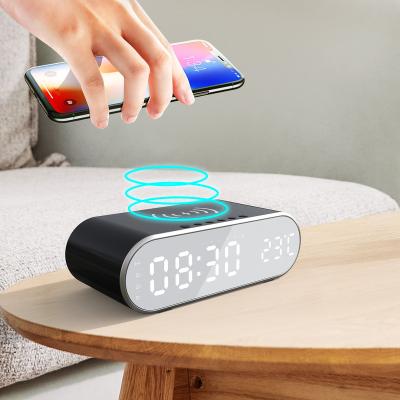 China Mobile Phone Amazon Hotselling 15W Clock Radio Charging Alarm Clock Radio And Temperature Display Mobile Phone Charging for sale