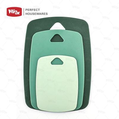 China Winox Chip Durable Simple Design Plastic Hanging Cutting Board Art Kitchen Suitable For Promotion for sale