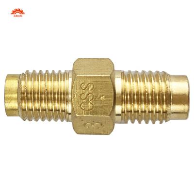 China Factory direct sales brass quantitative injector pipe fittings lubrication system oil flow meter oil dispenser thin equal for sale