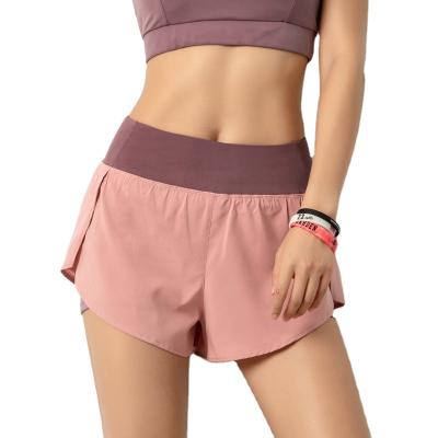 China Top Quality Sports Fitness Fitness Fishing Hip Breathable Running Shorts For Women for sale