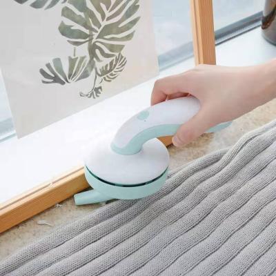 China C500 Mini USB Dust Sweeper Dry Portable Rechargeable Cordless Desktop Desktop Machine Table Clean Vacuum Cleaner For Kids for sale