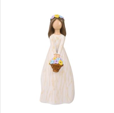 China Stunning Beautiful Bridesmaid Resin Cake Topper Birthday Gift for sale