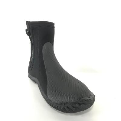 China Breathable Neoprene Material Non Slip Low Top Waterproof Fishing Boots Beach Shoes for sale