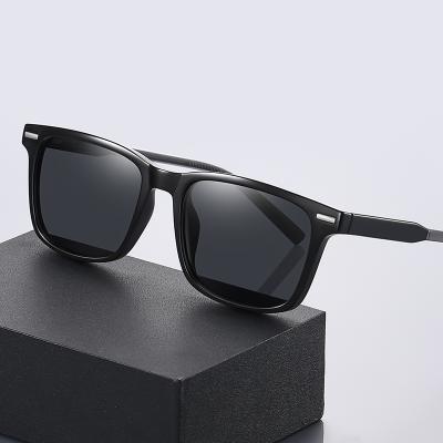 China Fashionable Sunglasses Polarized Sunglasses For Men Women Retro Frame TR90 Square Shades Classic Vintage Sun Glasses for sale