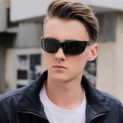 China Fashion sunglasses 2020 cheap sports sunglasses tr90 polarized pack glasses from Italy for sale