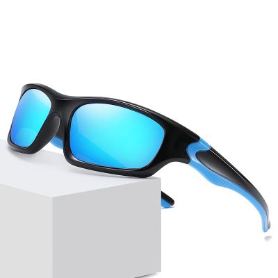 China 2021 Wholesale Outdoor Driving Sports Sunglasses Italy Design TR90 TAC Polarized Lens Sports Sunglasses for sale