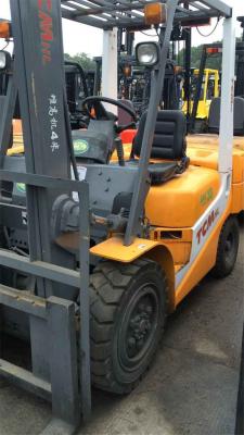 China Used TCM 3T Forklift TD27 engine with Original Paint for sale