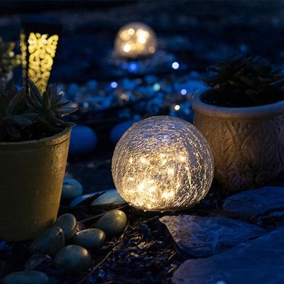 China Outdoor Garden LED Solar Powered Garden Buried Light Cracked Glass Ball Globe Ball Lamp For Lawn Patio Garden for sale