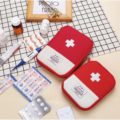 China Minimalist Best Selling Portable Portable Travel and Household Medicine Storage Bag for sale