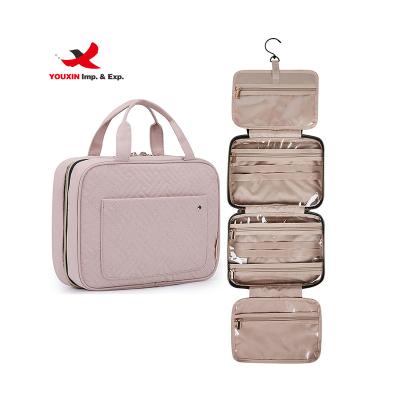 China Durable Makeup Bag in Running Toiletry Bag with Hanging Hook Cosmetic Organizer Waterproof Travel Makeup Bag Travel Pack for sale