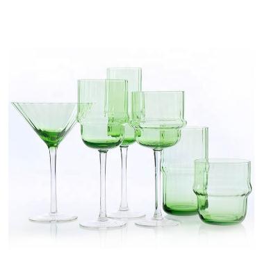 China Modern Fashionable Striped Footed Drinking Glass Set for sale