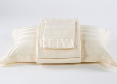 China Hoja del satén de algodón del lecho de la calidad del hotel de ropa de cama del hotel del OEM fijada con la raya en venta