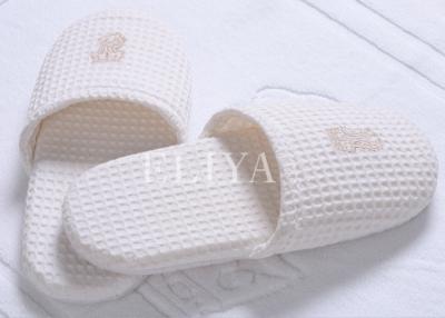 China EVA sole or Anti-slip sole Disposable Hotel Slippers for 5 Star Hotels / Hospital / House for sale