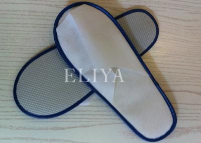 China White Non-Woven Disposable Hotel Open Toe Slippers , Spa Slippers Wholesale for sale