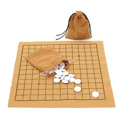 China Plastic Kids Educational Toy Go Chess Game Set with Suede Leather Sheet Panel for sale