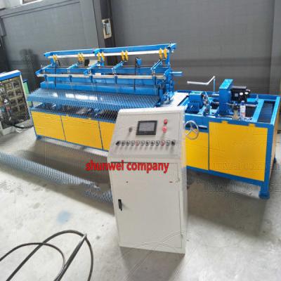 China Factory Single Diamond Mesh Wire Chain Link Fence Mesh Making Machine Easy Operated for sale