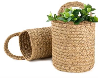 China 2 Piece Water Hyacinth Laundry Hamper Woven Storage Basket Modern Handmade Natural Universal Hamper for sale