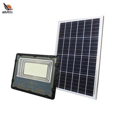 China Super Bright 50W 100W 150W 200W 300W 400W LANDSCAPE LED Floodlight Solar Flood Light for sale