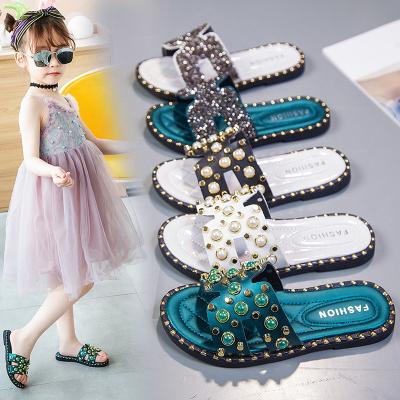 China Flat 2022 Wholesale Popular Soft Princess Comfortable Flat Kids Slide Slippers Sandals For Girls for sale