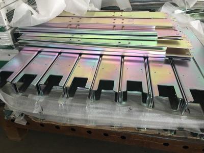 Chine La coupe de laser pliant des pièces de l'acier Q235 doux avec le zinc jaune finissent à vendre