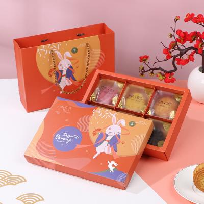 China Recycled Materials Like Gift Box 6 and 8 Slots Kraft Cake Packaging Box Decorative With Bags for sale