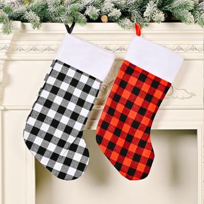 China Latest Decoration Design Christmas Decor Supplies Hanging Hanging Christmas Tree Stockings for sale