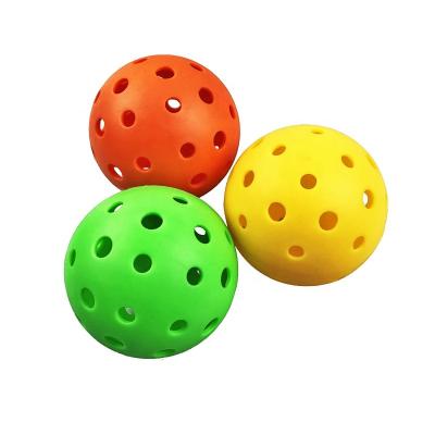 China Cheap 40 Holes LDPE MOQ Custom Outdoor Colorful Outdoor Usapa Pickleball Balls for sale