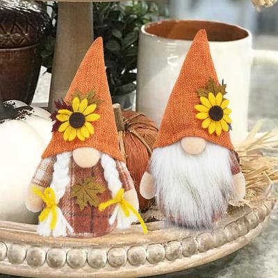 China 2022 Harvest Small Handmade Tiered Tray Decor Plush Scandinavian Autumn Tomte Gnome Thanksgiving Decoration for sale