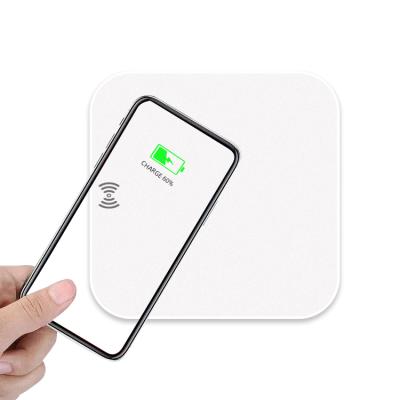 China With outlet port factory new custom LOGO wireless charger protection, wireless charging station, tabletop wireless charger for sale