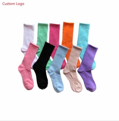 China Sporty Custom Pure Hip-Hop Street Fashion Logo Colors Sports Socks Men's Long Tube Cotton Socks for sale