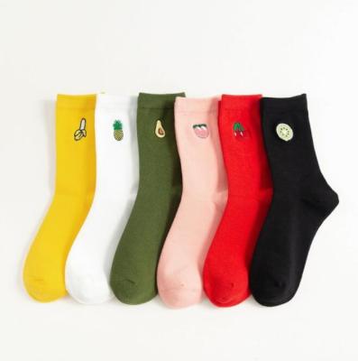 China QUICK DRY Design Calcetines Logo Embroidery Women Socks Custom Calzini Factory Soxtown for sale