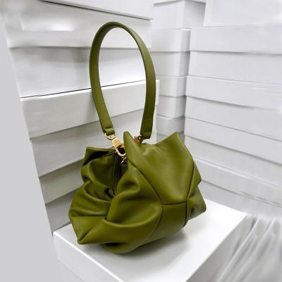 China 100% Eco-friendly Korean Spring Dumpling Bag Niche Designs Fold Cross For Bag Shoulder Crescent Clutch Armpit - Body for sale