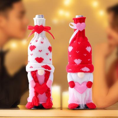 China 2022 Decoration Trends Valentine Day Gnome Doll Elf Dwarf Doll Faceless Wine Bottle Cover for sale