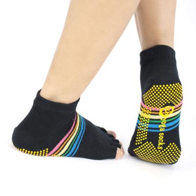 China Wholesale Custom Logo QUICK DRY Unisex Grip Anti Slip Anti Slip High Quality Breathable Pilates Non Slip Women Yoga Socks for sale