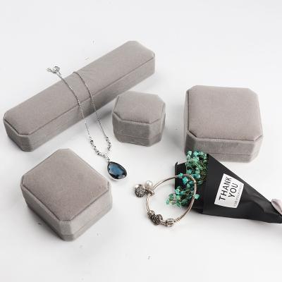 China Jieyou Product Holder Small Business Velvet Box Packaging Box High Quality Jewelry Closure Ring Running Earring Pendant Set for sale