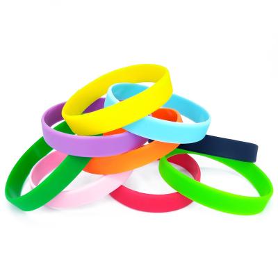 China 100% Eco-friendly Custom Logo Silicone Wristband Promotional Gift Cheap High Quality Logo Silicone Band for sale