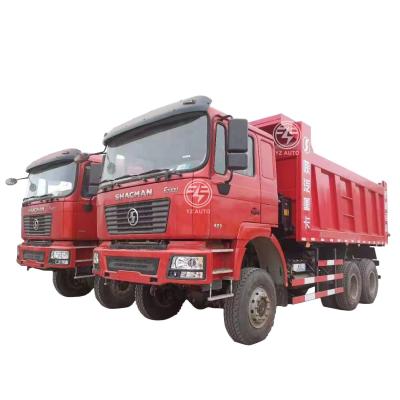 Chine 30 tonnes Shacman 6x6 camions à décharge pour le transport dans le désert à vendre