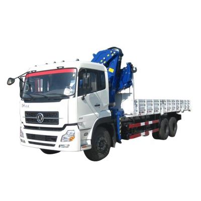 Chine Capacité de levage de 15 tonnes Dongfeng 6X4 monté camion grue type de carburant diesel bras pliant à vendre