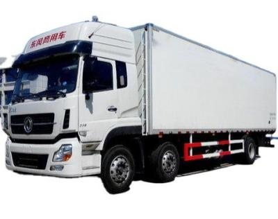 China Ecrã táctil Dongfeng KL 300HP caminhões de refrigeração com transmissão automática rápida à venda