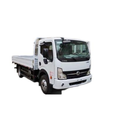 China 4X2 Drive Wheel Dongfeng 4.5 Ton Cargo Truck With Cargo Tank Dimension 4130X2050X400mm for sale