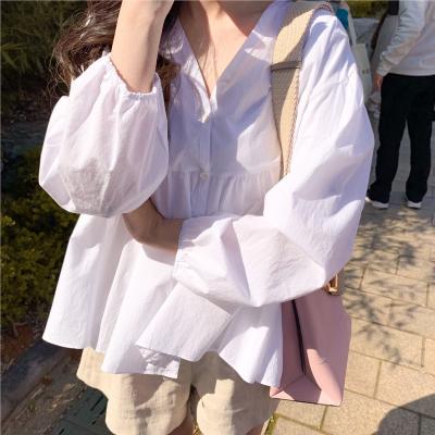 China Anti-wrinkle AQ002 2021 Summer New Fashion Korean Sweet Autumn New Fashion Loose White Shirt Design Sense Slot Doll Female Shirt for sale