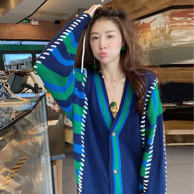 China Anti-pilling 1773 Wtylish Ladies Printed Sweater Cardigan Design Spring Autumn Knitted Loose Overcoat By V-neck for sale