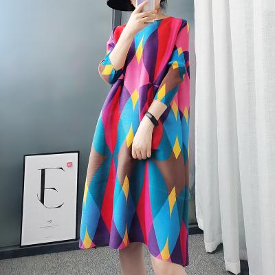 China Ma028 Breathable Print Fashion O-Neck Three Quarter Sleeve Sheath Women's Midi Casual Sweater Knee-Length Dress Dresses vestidos mujer verano for sale