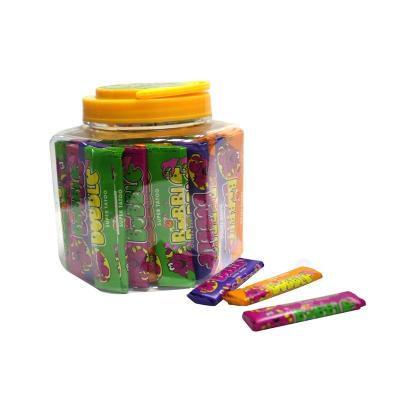 China Natural Halal Fruit Flavor Bubble Gum Jar 4g*50pcs*30boxes Chewing Gum for sale