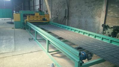 China PLC Mitsubishi 1200mm Steel Grating Welding Machine for sale